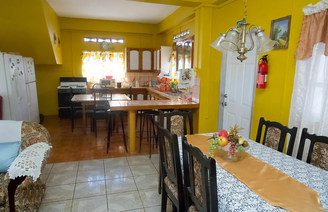 Villa Shalom Guest House-1
